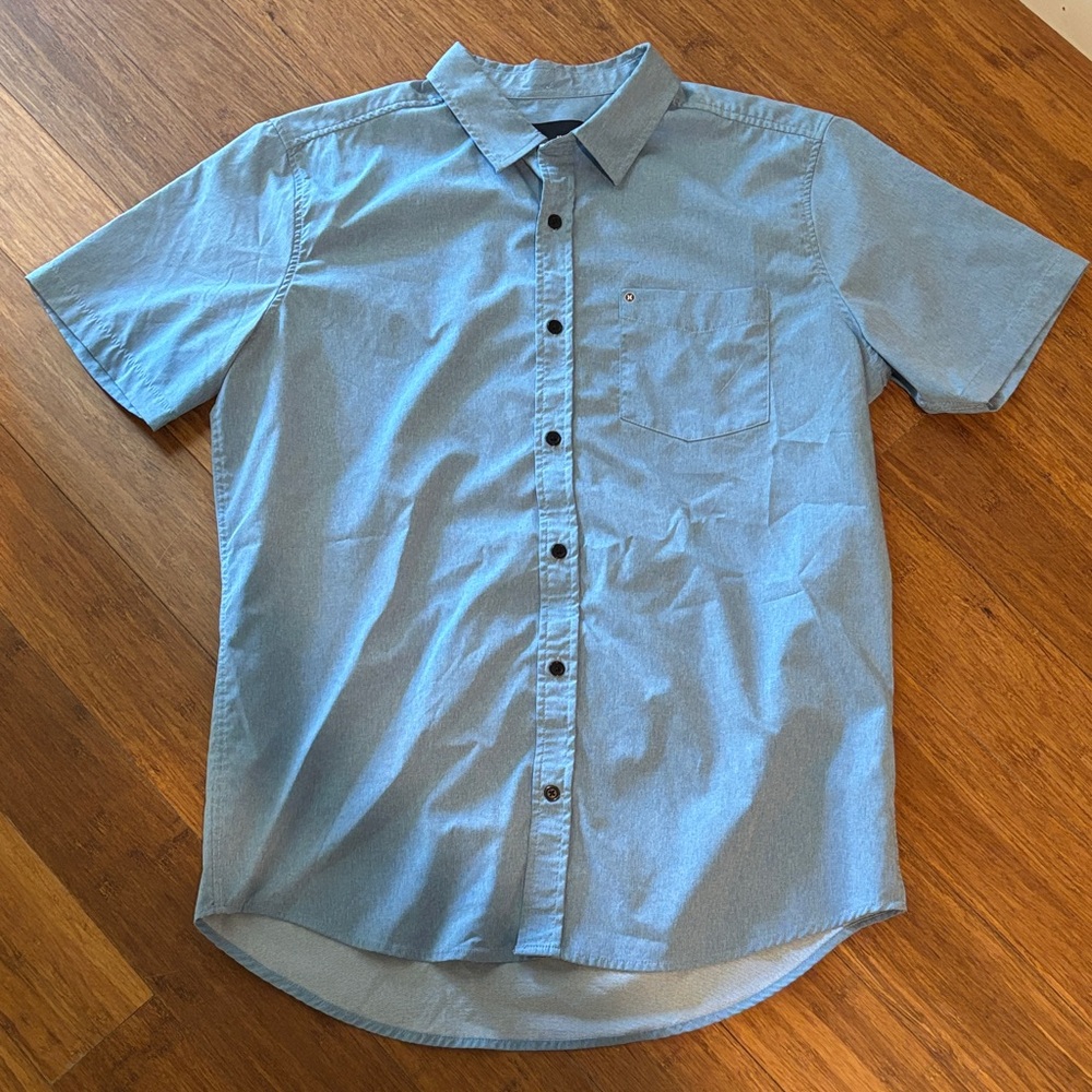 Hurley Light Blue Short-Sleeve Button-Up Shirt